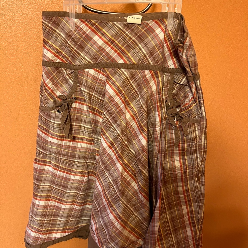 Brown and red plaid a line skirt with pockets